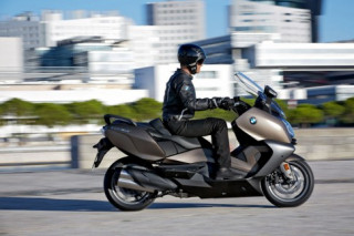 BMW C650 Sport và C650 GT được nâng cấp thiết kế mới và nhiều tính năng mới