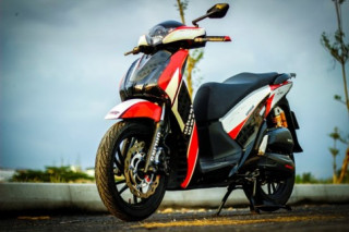 Honda Sh sơn tem đấu lên đồ chơi hiệu của biker Sài Gòn