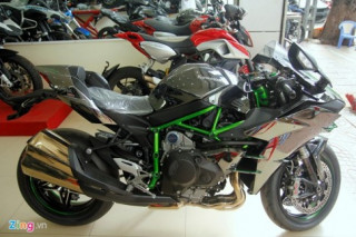 Siêu môtô Kawasaki Ninja H2 đầu tiên về Việt Nam