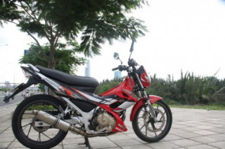 Suzuki Raider độ để đi tour