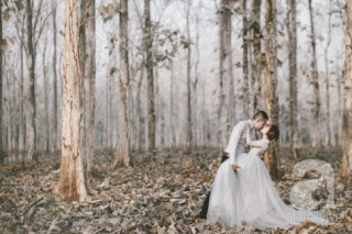 Tình “hụt” nhớ đời và bộ ảnh cưới ngập tràn cảnh hôn của cặp đôi nhiếp ảnh gia