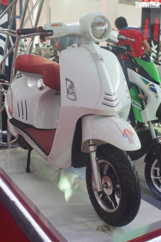 Vespa 946 siêu nhái với giá chỉ hơn 20 triệu đồng