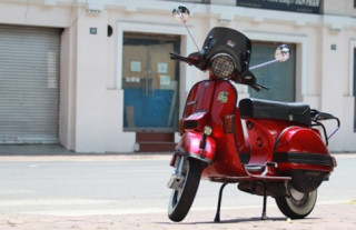 Vespa PX200 đời 1984 chiếc xe tay ga cực hiếm tại Việt Nam