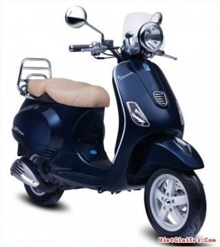 Xe ga Vespa mới xuất khẩu giá mềm hơn xe trong nước