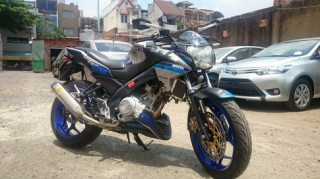 Yamaha FZ150i độ siêu ngầu với phong cách Red Bull