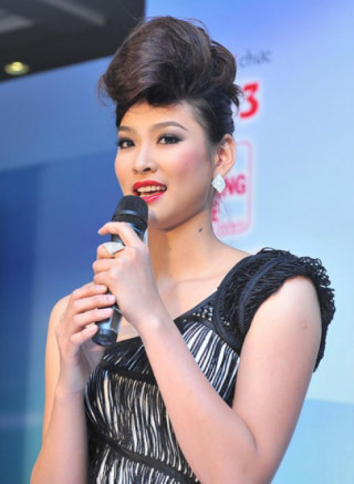 30 gương mặt vào chung kết ‘Siêu mẫu Việt Nam 2011’