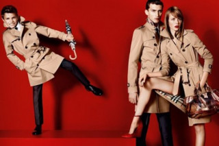 Cậu hai nhà Becks giúp Burberry tăng doanh thu