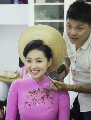 Cô dâu Lê Khánh cuốn hút với lối trang điểm nhấn vào mắt