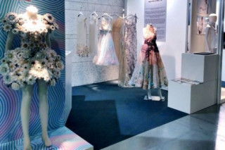 Công Trí giới thiệu gian hàng Haute Couture tại Italy