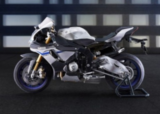 Cùng ngắm mô hình Yamaha R1M có tỉ lệ 1/5 so với xe thật