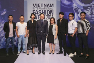 Đồ Couture Việt ra mắt tại VN International Fashion Week