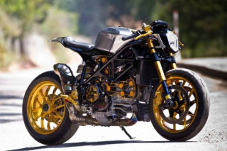 Ducati độ phong cách Cafe Racer