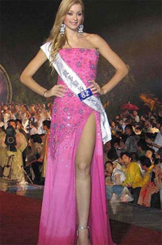 Hoa hậu Puerto Rico giành giải ‘Trang phục dạ hội’