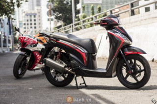 Honda SH150i độ full carbon mạnh mẽ đọ dáng cùng CBR600RR