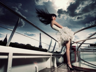 Jessica Minh Anh - ‘cô gái của những sàn catwalk không tưởng’