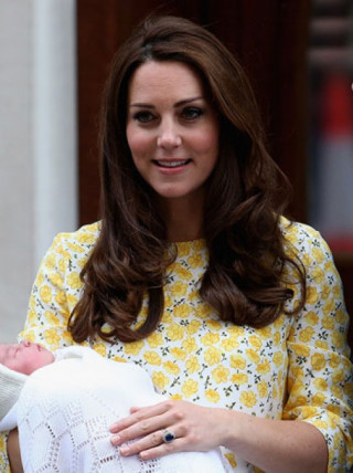 Kate Middleton giảm cân sau sinh bằng nước ép trái cây