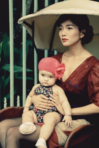 Kim Cương thể hiện hình ảnh bà mẹ đơn thân
