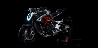 MV Agusta Brutale 800 2016 đẹp hơn nhưng yếu hơn