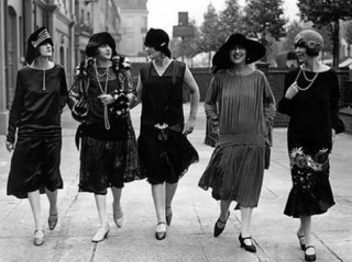 Những dấu ấn khó phai của thời trang thập niên 1920