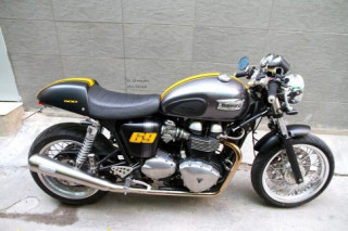 Triumph Thruxton 900 phong cách Cafe Racer cực chất