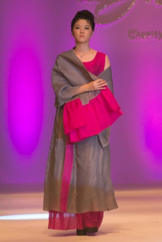 Váy áo điệu đà cách tân từ hanbok