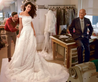 Váy cưới lộng lẫy của vợ George Clooney