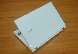 Acer V3-371 - laptop giá rẻ, nặng chỉ 1,5 kg