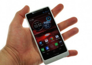 Ảnh Motorola Razr M, smartphone viền siêu mỏng