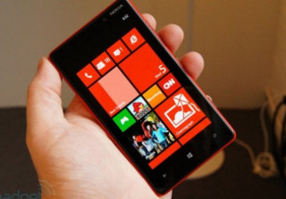 Ảnh thực tế Nokia Lumia 820 đa màu sắc