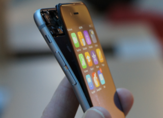 Apple có thể đã âm thầm tăng độ cứng trên iPhone 6 Plus