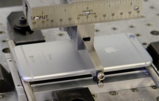 Bên trong nơi thử nghiệm độ bền iPhone 6 của Apple