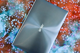 Bên trong Zenbook Prime bản 11,6 inch