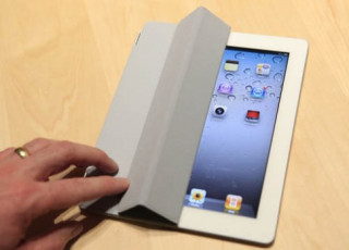Best Buy giảm 50 USD cho iPad 2