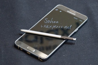 Bút S-Pen, ‘vũ khí’ để Note 5 khác biệt với iPhone
