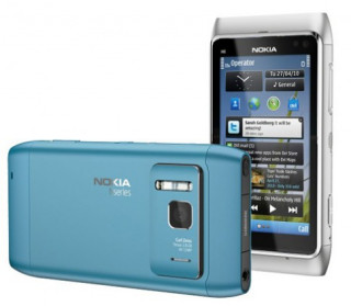 Cảm biến Nokia N8 sánh ngang máy ảnh compact