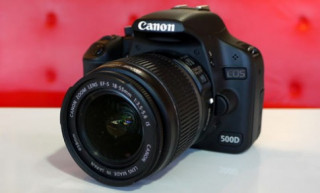 Cận cảnh Canon EOS 500D