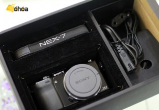 Cận cảnh Sony NEX-7 tại VN