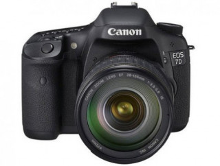 Canon tung bản EOS 7DSV cho dân studio