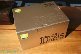 ‘Đập hộp’ Nikon D3s