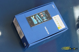 ‘Đập hộp’ Nokia X6 chính hãng