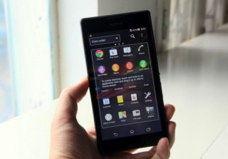 ‘Đập hộp’ smartphone 5 inch giá hấp dẫn của Sony