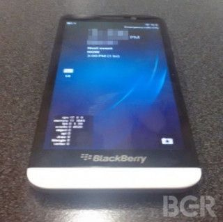 Điện thoại BlackBerry màn hình 5 inch lần đầu xuất hiện