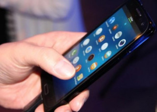 Điện thoại chạy hệ điều hành Tizen của Samsung xuất hiện