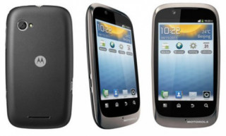 Điện thoại Motorola XT531 giá rẻ, chạy Android