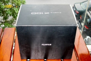 Fujifilm X100 hàng xách tay giá 32 triệu