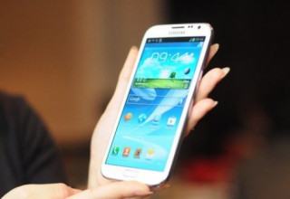 Galaxy Note II đọ cấu hình với S III, Galaxy Note đời đầu