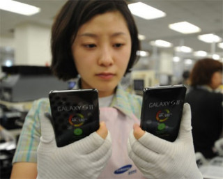 Galaxy S II phá kỷ lục Samsung với 3 triệu đơn đặt hàng
