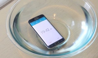 Galaxy S6 Edge bị đem thử ngâm nước hơn 20 phút