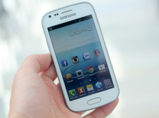 Galaxy Trend - smartphone phổ thông kiểu dáng giống Note