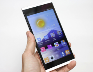 Gionee Gpad G5 - smartphone 5,5 inch dùng chip 6 nhân